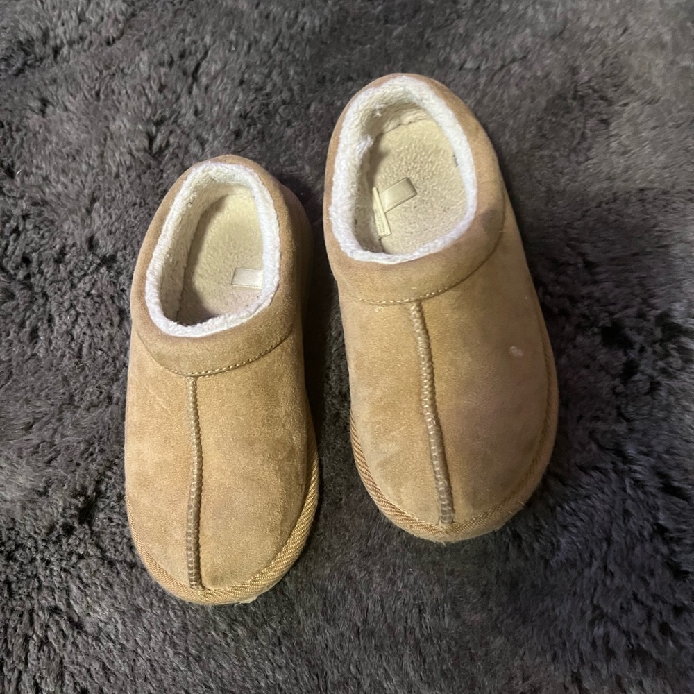 Cozy Tan Kids Slipper Shoes Size 12